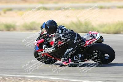 media/Oct-16-2022-TrackXperience (Sun) [[236a00b5b6]]/Group 3/session 2 turn 11/